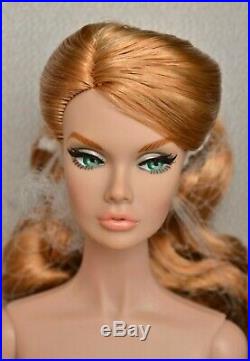 Poppy Parker HELLO NEW YORK 12 NUDE DOLL Actual Doll NEW Model Traveler