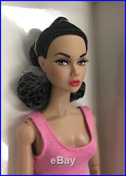 STUNNING Fab Poppy Parker Exclusive Doll FR NRFB