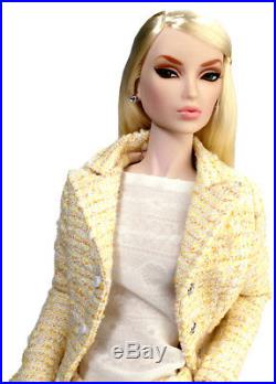 Spring Kissed 16 Dressed Doll AG W Club Exclusive Upgrade Doll