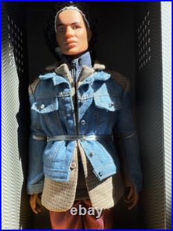 Studio Sessions Darius Reid NRFB Integrity Toys Monarchs Homme Status Symbol