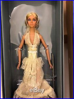 Summer of Love Poppy Parker IFDC 2018 Convention Doll Fashion Royalty NRFB