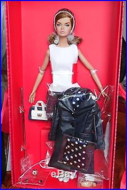 The 2016 Supermodel Convention MODEL LIVINGPoppy Parker Dressed Doll NRFB