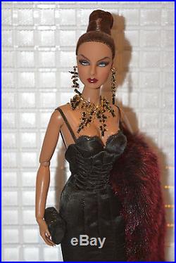Wu FR2 SZ Fashion Royalty doll AGNES Von Firefly + Luxury Wear Soir de Paris HTF