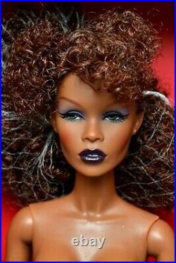 ZURI OKOTY Dangerous Curves 12.5 NUDE DOLL Fashion Royalty ACTUAL DOLL METEOR