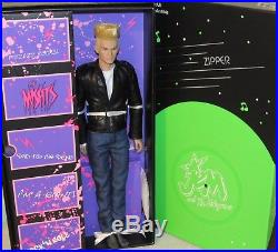 Zipper (Blond) NRFB Jem & the Holograms Integrity Fashion Royalty Homme LE 200